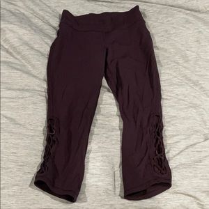 Lululemon lattice crops